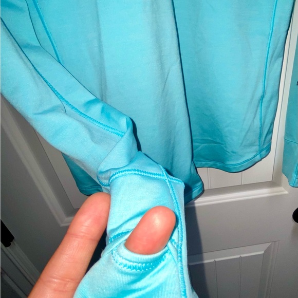 UNDER ARMOUR Quarter-Zip Pullover - Picture 5 of 5